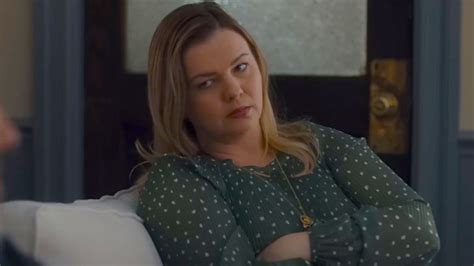 amber tamblyn tits